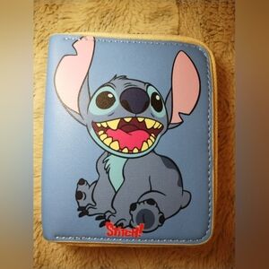 *Stitch Character Wallet - Blue and Pink